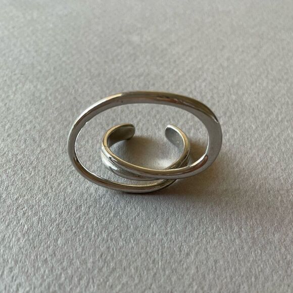 Elegant Silver Spiral Ring M376 - Picture 2 of 4